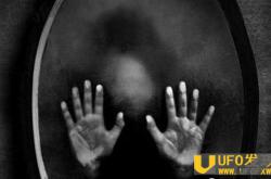 晚上不可以照镜子为什么 我来告诉你答案_灵异鬼话_玛丽人