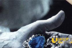 蓝钻“希望”的传奇经历 历任主人纷纷惨死_灵异鬼话_玛丽人