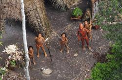 无人机下的原始人