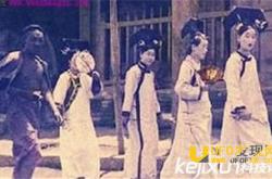 故宫灵异事件解密：曾有人撞见凌晨行走的宫女！_灵异鬼话玛丽人