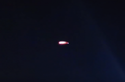 2023年5月6日河北石家庄纺锤形ufo，真相竟是广告飞艇 -灵异事件