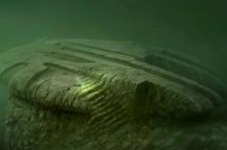 波罗的海海底发现疑似UFO物体，附近有跑道痕迹