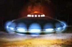 外星人为何时常光顾人类禁区？UFO专家：为了监控高技术武器