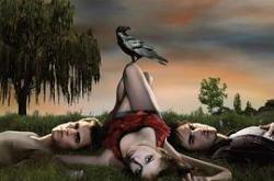 吸血鬼日记 第一季MP4格式