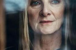 在我们死去前MP4格式