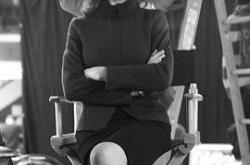 傲骨贤妻 第六季MP4格式