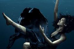 浮出水面MP4格式