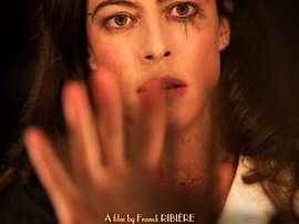 以遇刺为生的女人