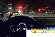 半夜开车送老头回家 到了才发现他不是人_灵异鬼话