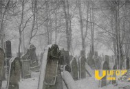 男子深夜直播探险 竟然碰到一段恐怖“艳遇”_灵异鬼话_UFO发现网