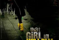 穿黄靴子的女孩