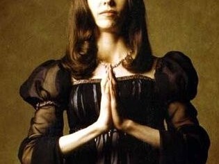 盘点十大美女吸血鬼 看哪款是你的爱_灵异鬼话