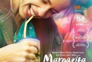 带吸管的玛格丽塔