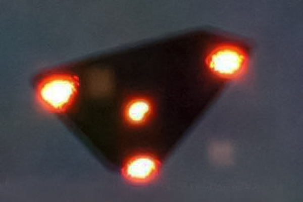 比利时UFO事件：一场让军方都束手无策的不明飞行物入侵