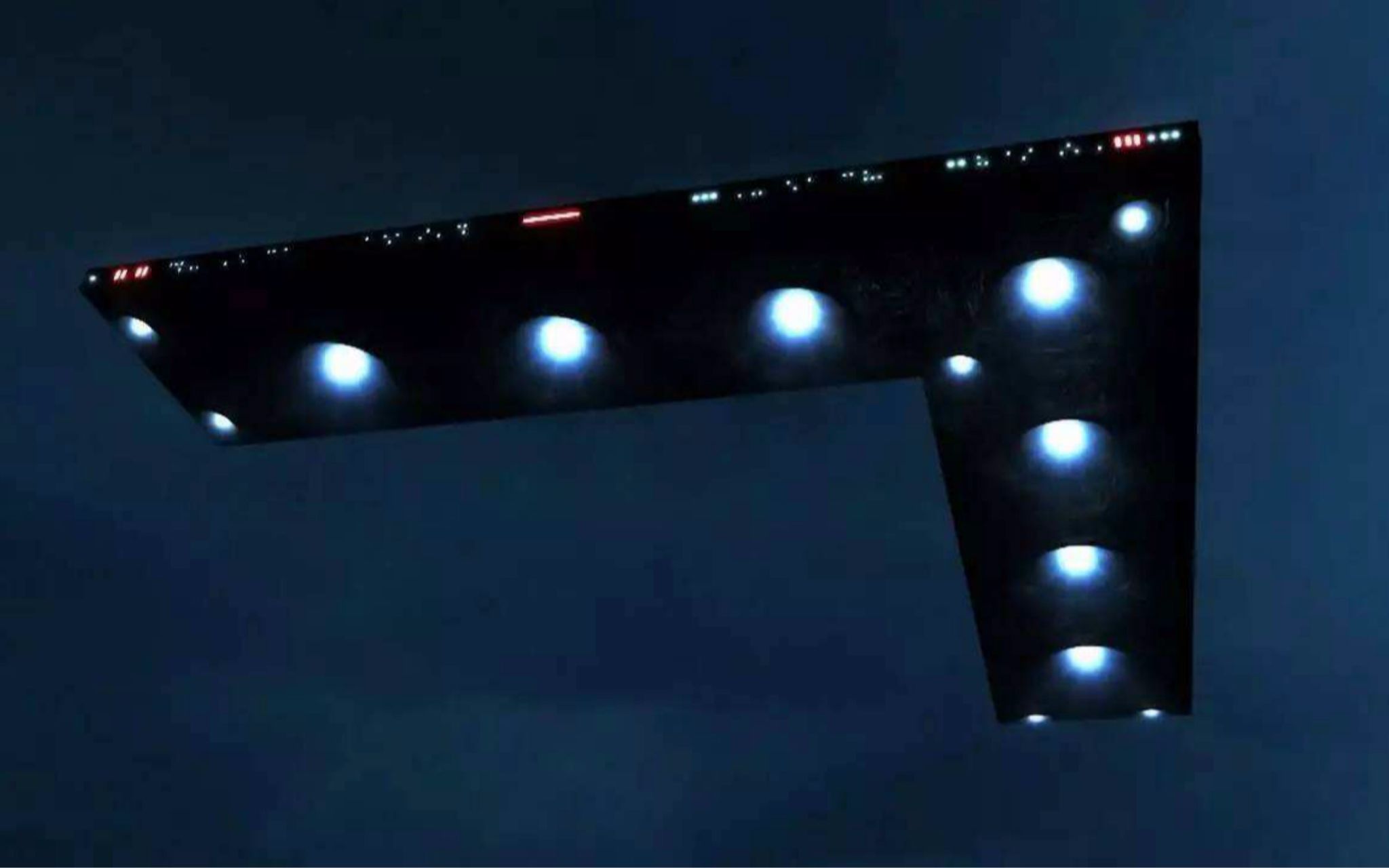 菲尼克斯之光：持续近2小时，超700名市民亲眼目睹