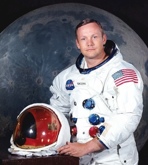 登月第一人阿姆斯特朗曾看到UFO