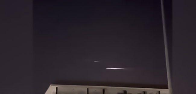 西班牙惊现UFO，飞行员声称速度超过15倍音速！