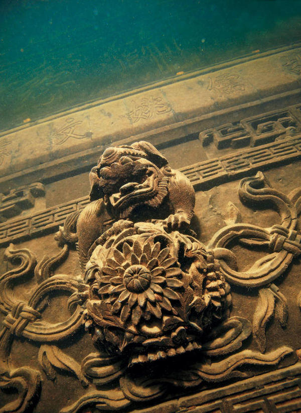 神秘而美好的地下水城