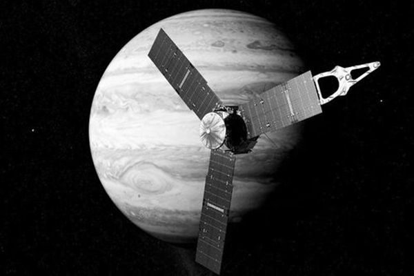 美国航天局NASA公布木星两极照 布满巨型风暴