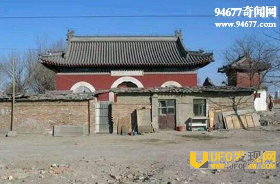 史上最牛钉子户，北顶娘娘庙事件(突发妖风吓尿官府)