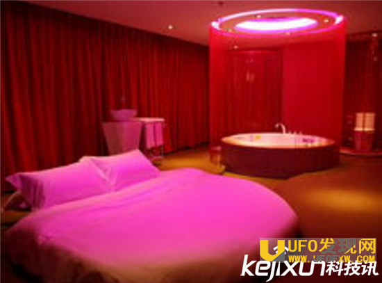 情侣旅店看到女鬼 盘点世界十大鬼屋吓死人