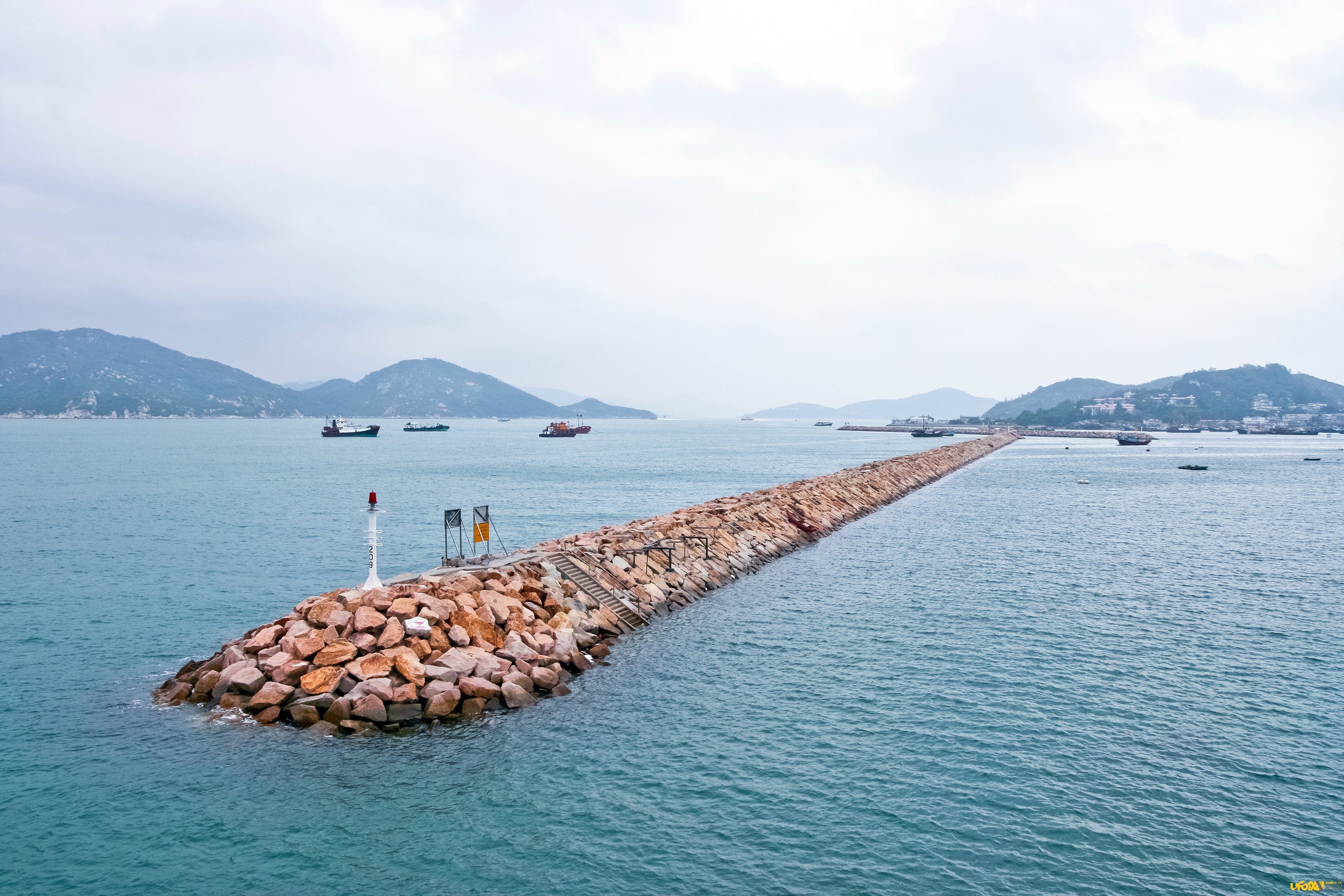 长洲海滩惊现超猛水鬼,长洲猛鬼海滩惊现水鬼