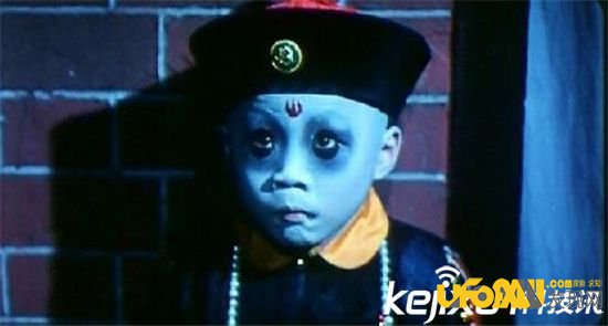 重庆惊现八岁僵尸娃,手足僵硬咬人吸血